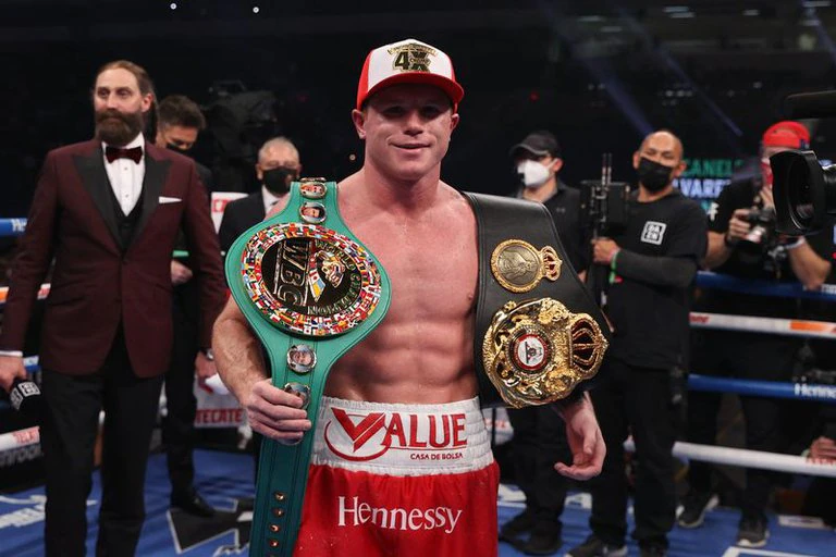 Canelo Álvarez vs Caleb Plant: la nueva fecha de la ansiada pelea