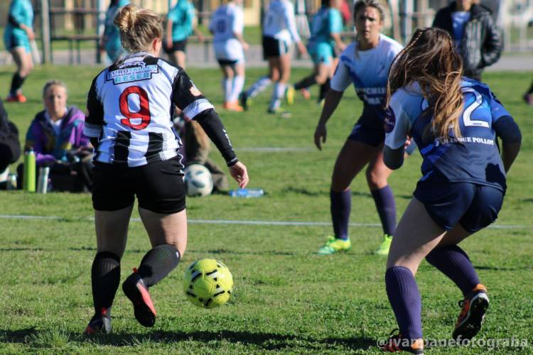 Fútbol Femenino: Las Tatanas siguen sacando ventaja⠀