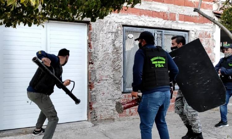 Caen dos vendedores de droga en Punta Alta