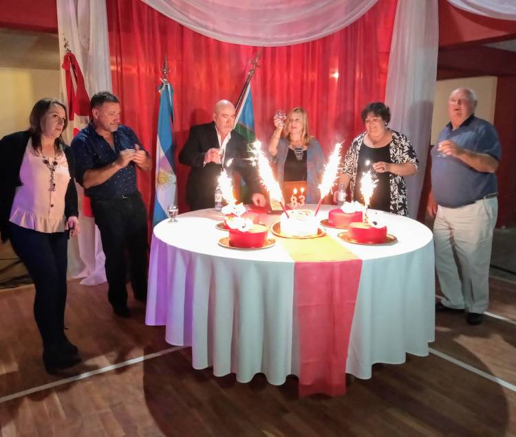 Cena y baile 83 Aniversario de Independiente de Pblo. San José. 