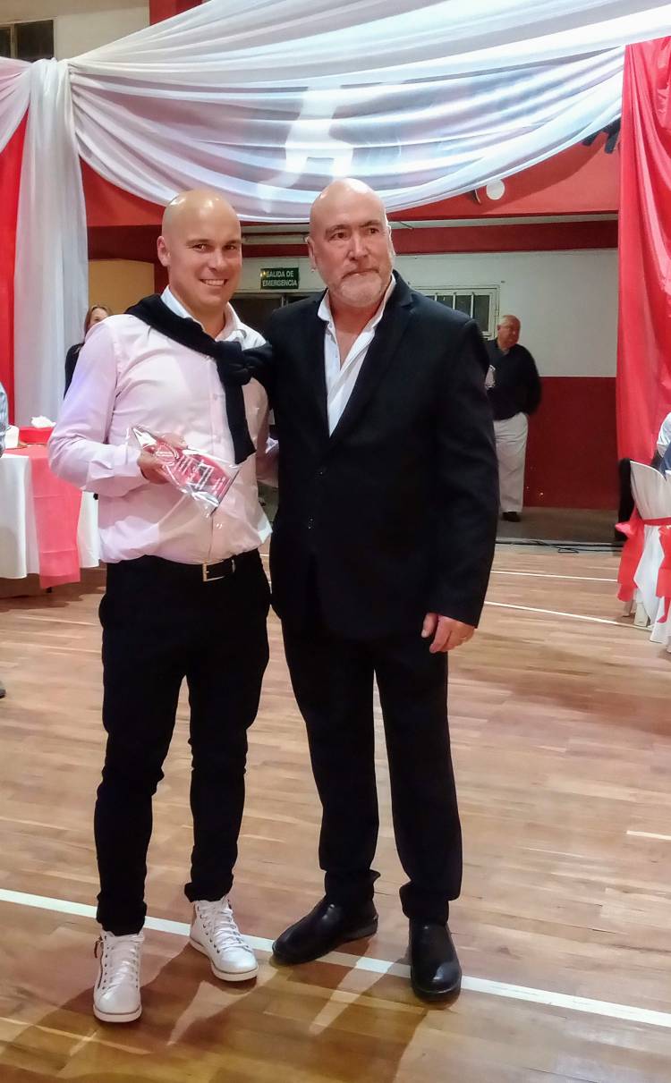 Cena y baile 83 Aniversario de Independiente de Pblo. San José. 