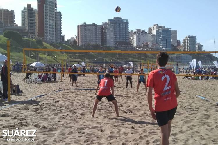 Juegos Bonaerenses 2021: Suárez consiguió su primera medalla de la mano de la patinadora Violeta Schamberger