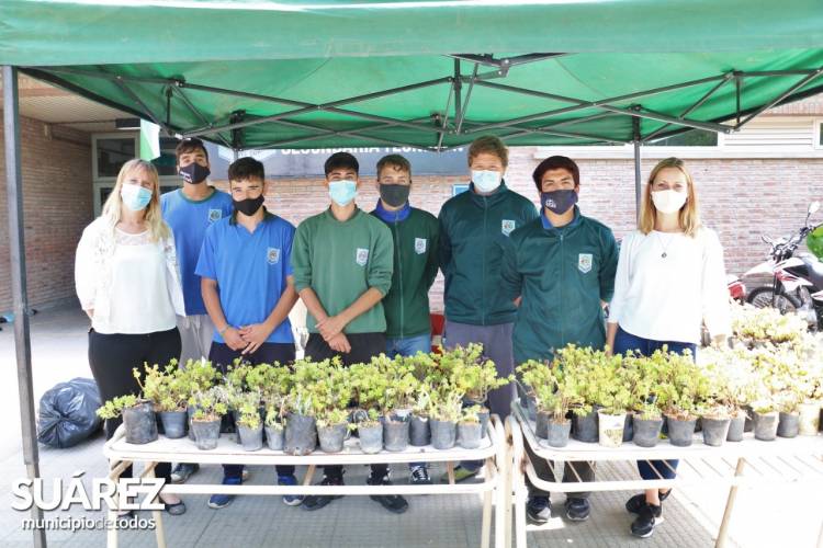 La comunidad se sumó a la jornada de Eco Canje que se realizó en la Escuela Técnica N°1