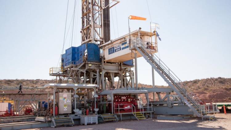 YPF: invertirán US$118 millones en una nueva área y más de US$1.600 millones para 2022