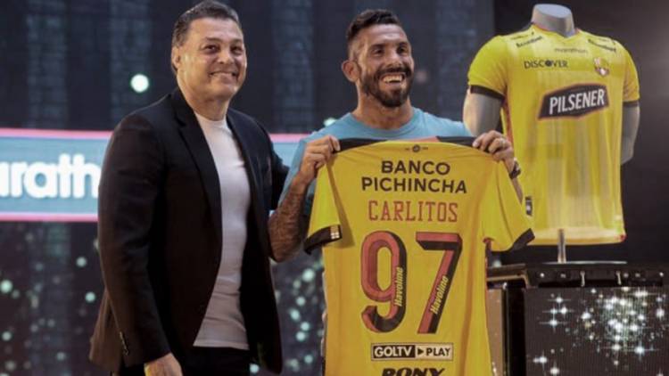 Tevez fue la gran atracción de la "Noche Amarilla" en Guayaquil