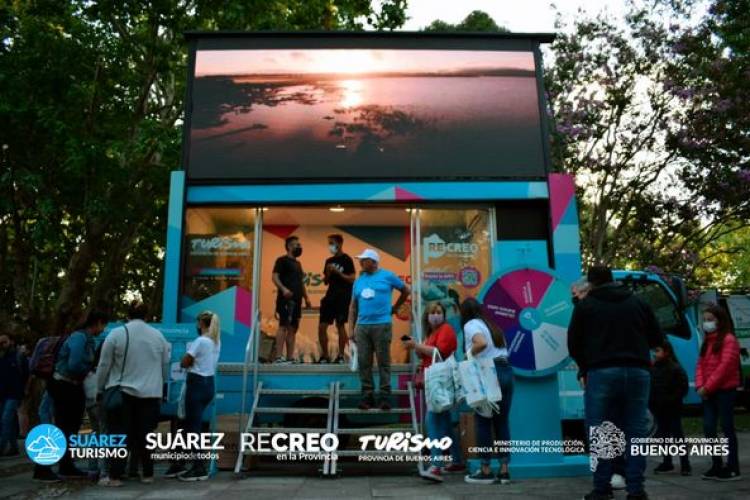 Llega el camión interactivo a participar de la Strudel Fest