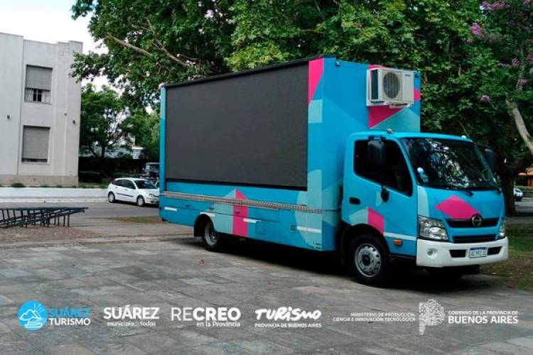 Llega el camión interactivo a participar de la Strudel Fest