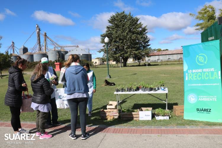 Jornada de Eco Canje en el marco del Día de la Tierra
