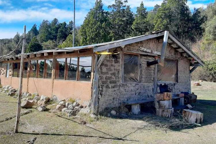 Río Negro: la Justicia ordenó al Ejército entregar tierras fiscales a una comunidad mapuche de Bariloche