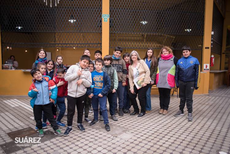 Comenzó la Feria del Libro de Coronel Suárez