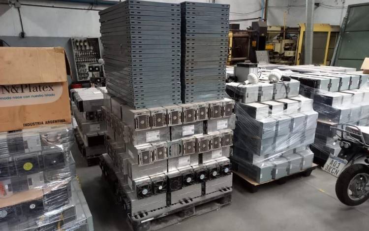 Megaoperativo contra ciberestafadores en la Provincia: 40 detenidos