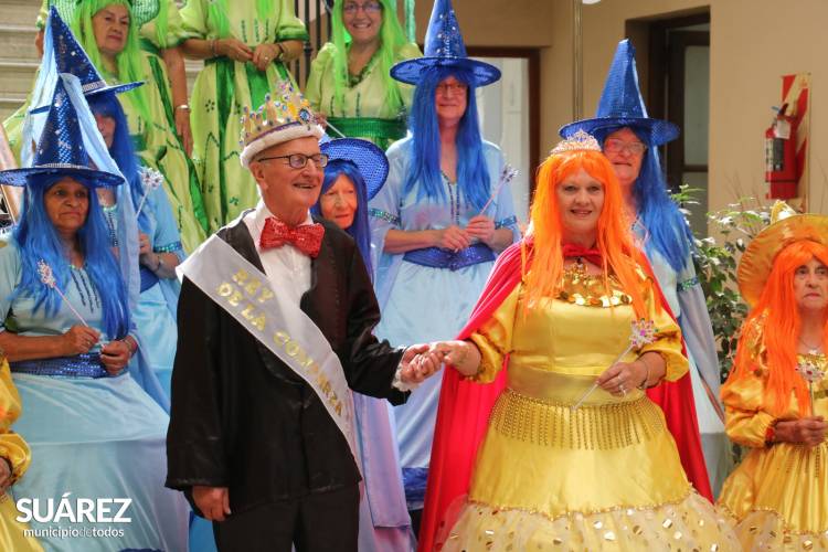 Nuevos trajes de la Comparsa de Personas Mayores para los próximos carnavales de Guaminí 
