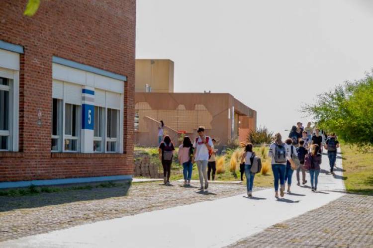 Últimos días de inscripción para ingresar a la UNS en el segundo cuatrimestre
