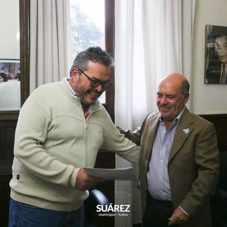 El Intendente Ricardo Moccero entregó más de 1.7 millones de pesos a instituciones del distrito