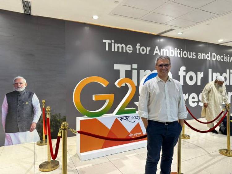 El rector viajó a la India invitado por el Ministerio de Educación