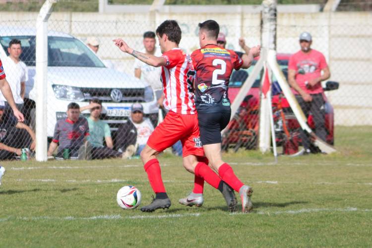 3era fecha Torneo Clausura. Ganaron Tiro Federal C.S y Blanco y Negro, Independiente empató y perdió El Progreso.