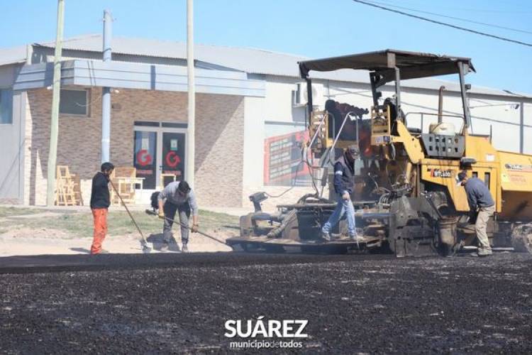 Avanza la obra de pavimento sobre avenida Directorio