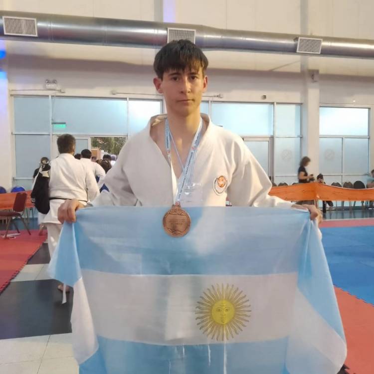 Cosecha de medallas para los representantes verdirrojos en las categorías promocionales en el 14° Panamericano