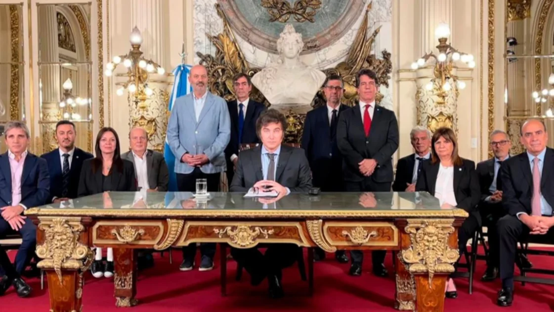 Entró en vigencia el DNU de desregulación económica impulsado por Milei
