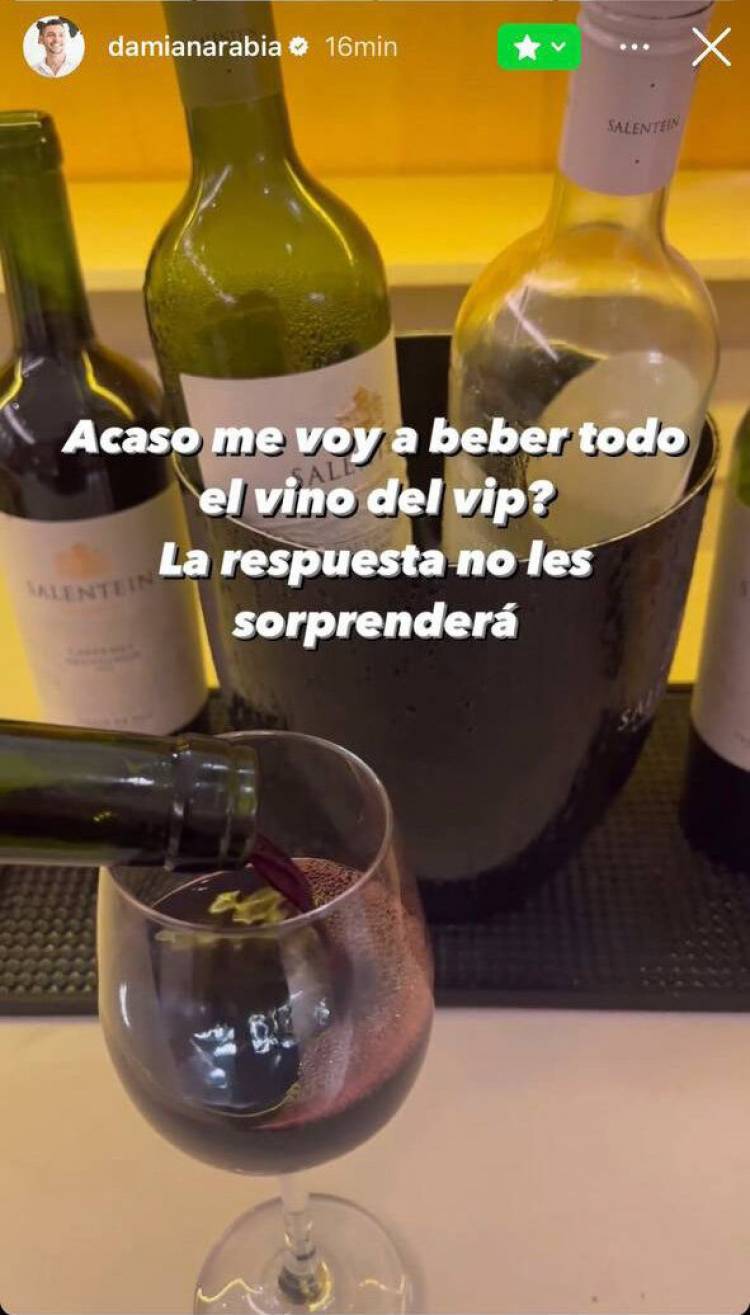 Mientras pedía "privarse de gustitos", la mano derecha de Bullrich se fue al carnaval de Venecia