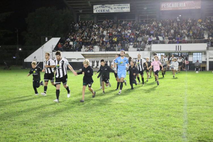 El Superclásico Suarense de verano finalizó empatado