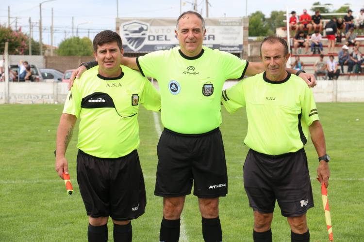 Comenzó el torneo de la Liga Regional de Futbol de Coronel Suárez.