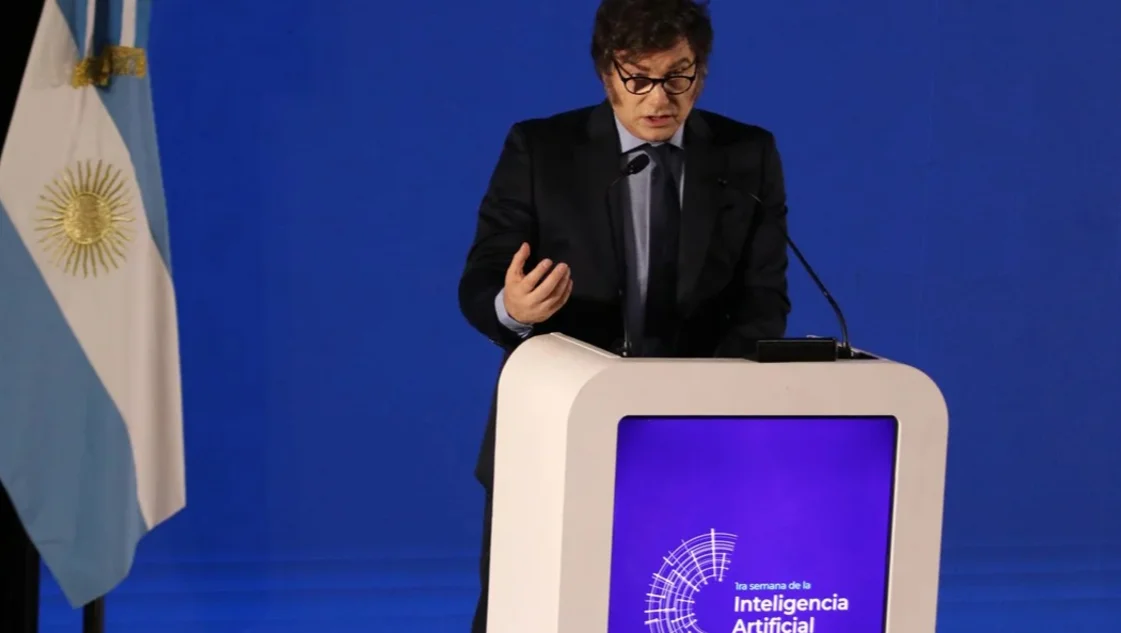 Milei prometió que no gastará de más durante 2025 para influir en las elecciones