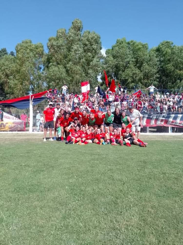 Independiente de pueblo San José es finalista del torneo Clausura de Fútbol Femenino