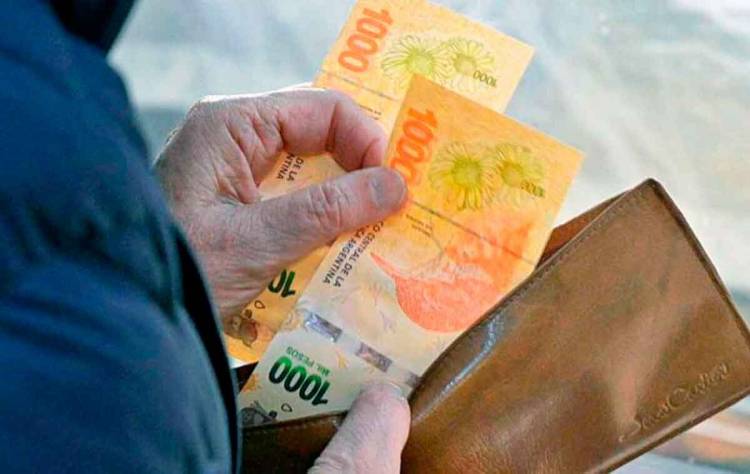 El Gobierno anunció aumento del empleo privado y suba del salario de 2,8 % en noviembre