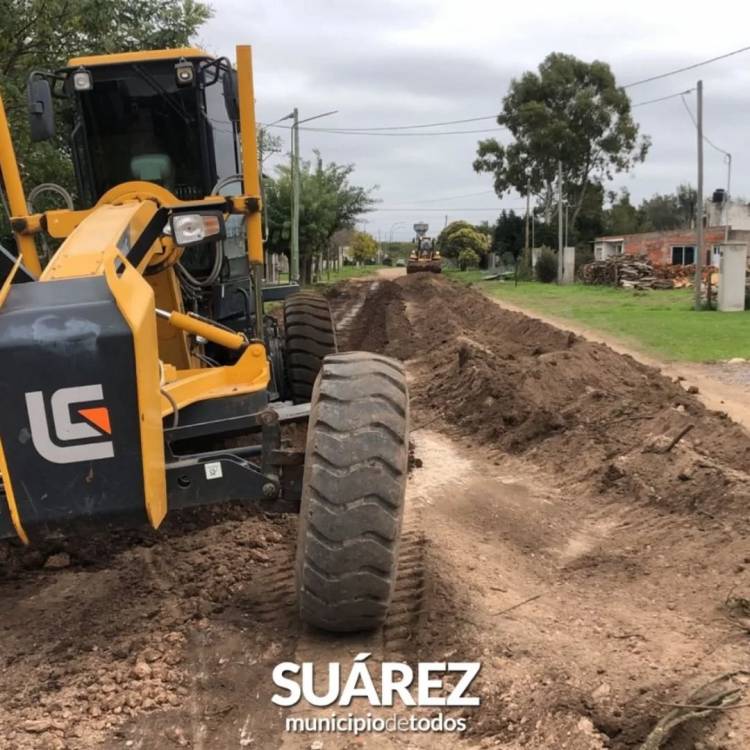 Servicios Publicos trabaja en la reparacion de calles en todo el distrito