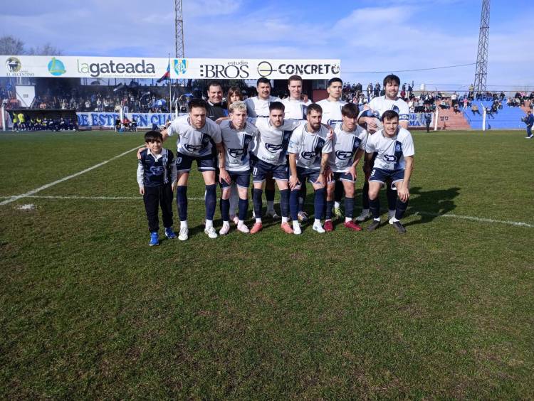 Club Sarmiento y Racing son finalistas del Apertura