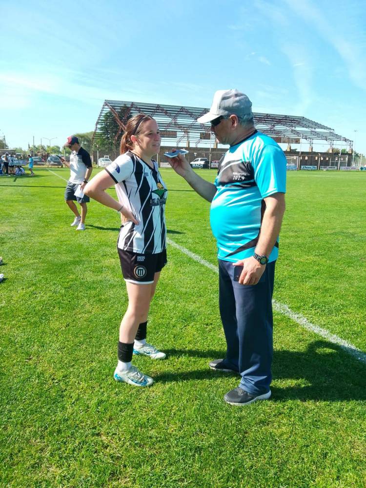 Blanco y Negro goleo en el Superclasico femenino