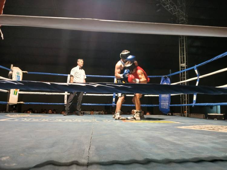 Boxeo profesional y amateurs en Independiente de Coronel Pringles