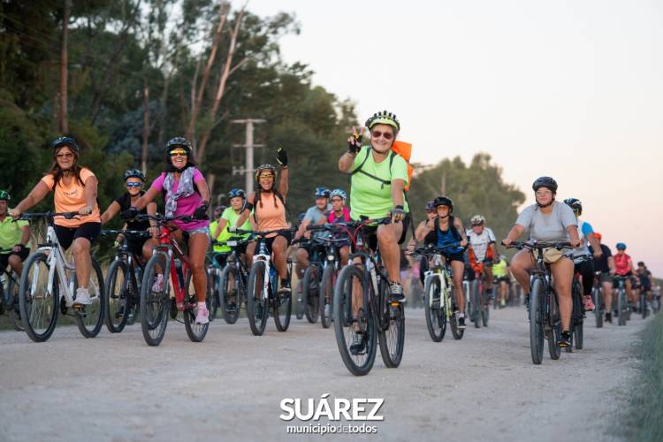 Más de 150 ciclcistas y un circuito turístico que finalizó en La Tranca de Cura Malal a puro folclore