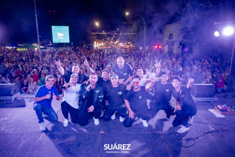 Suárez vibró al ritmo de la música en una nueva edición de "Suarez Peatonal"