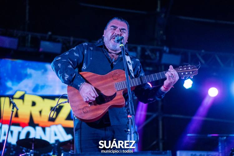 Suárez vibró al ritmo de la música en una nueva edición de "Suarez Peatonal"