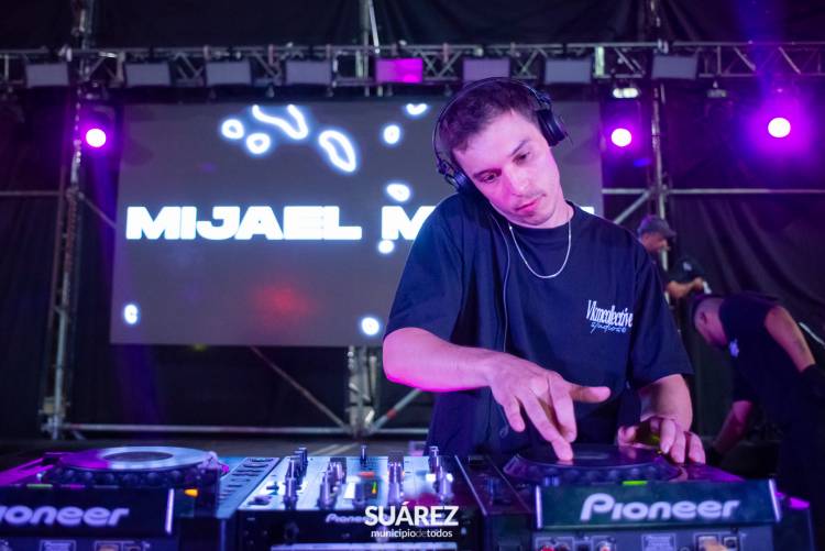 Suárez vibró al ritmo de la música en una nueva edición de "Suarez Peatonal"
