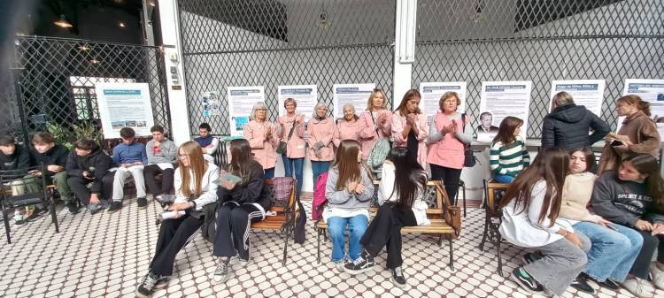 "Territorios que cuidan" ahora en Cnel Suárez. 