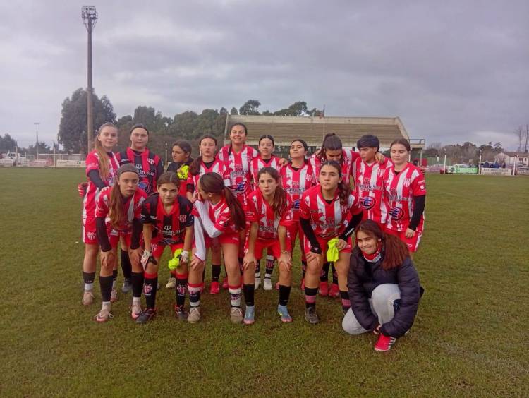 Última fecha del Sub 15 femenino: Independiente SJ gritó campeón