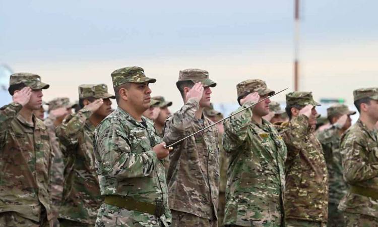 El Gobierno otorgará un plus de hasta a 25% militares con estudios superiores