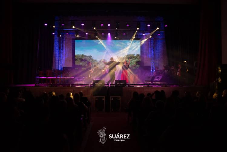 UNA NOCHE QUE CELEBRÓ NUESTRA IDENTIDAD COMO SUARENSES
