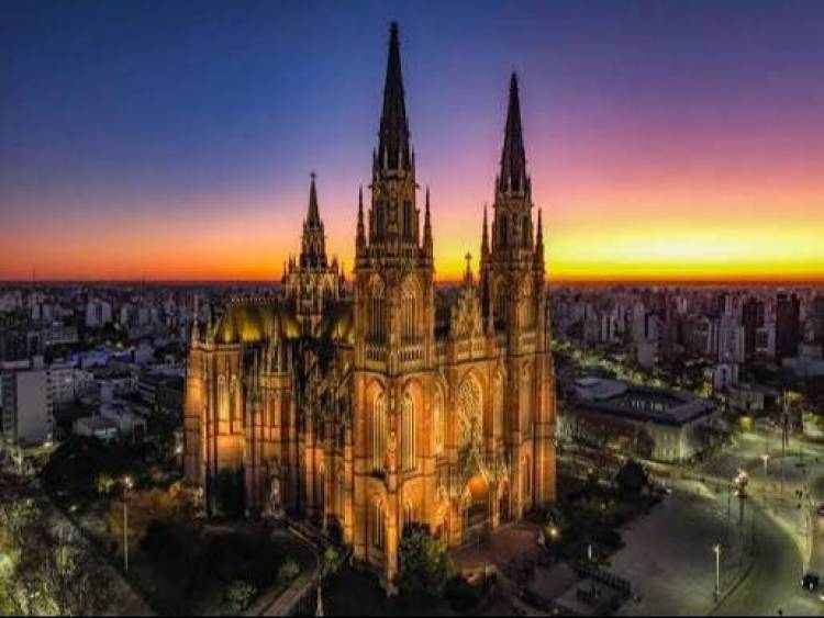 Superó a Notre Dame y Florencia: la catedral argentina elegida como la más linda del mundo