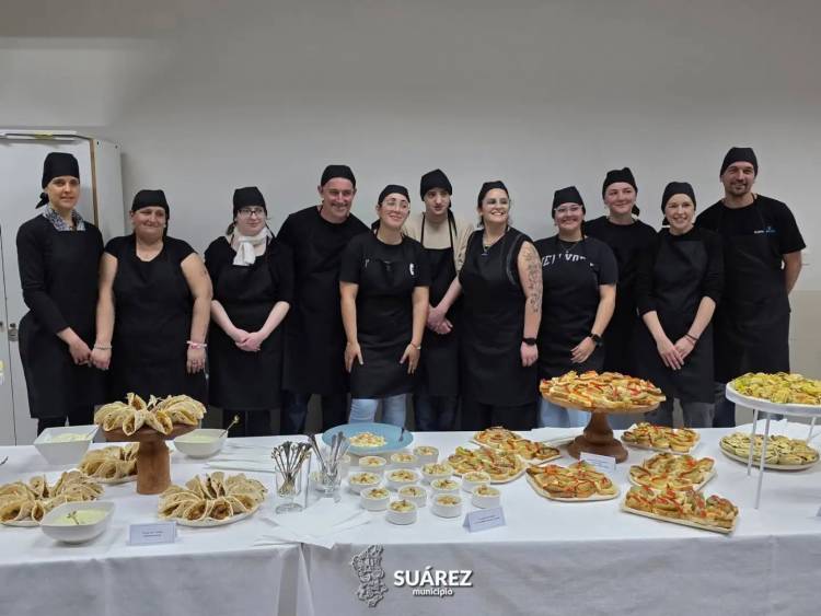 Los estudiantes del curso de Cocinero del Centro de Formación Laboral N° 401 realizaron una degustación