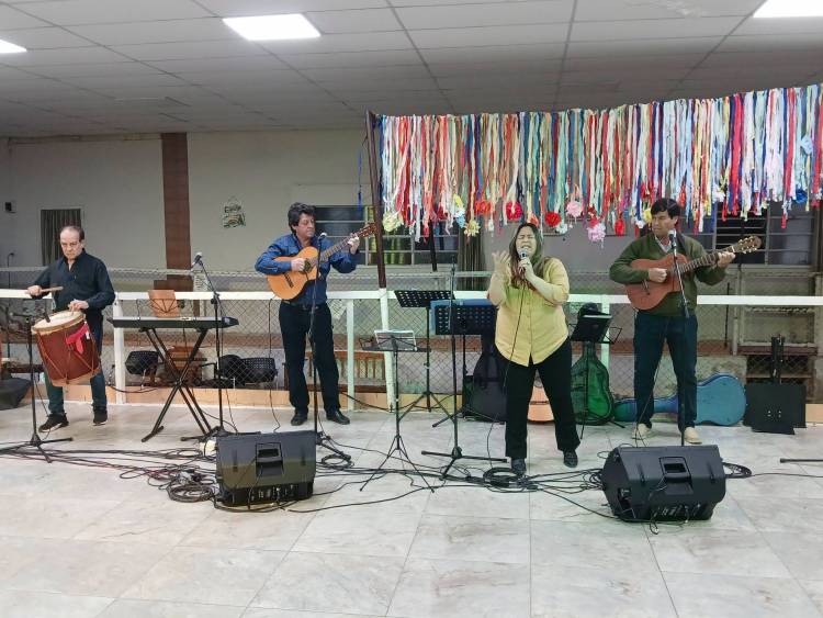 El festival folclórico del Hogar de Ancianos Domingo Goñi fue un éxito