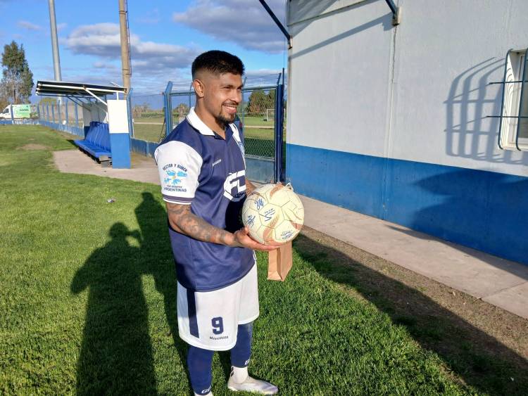 Tucumanazo en Santa Maria:  con tres goles del Tucu Eduardo Garcia El Progreso vencio a Union T